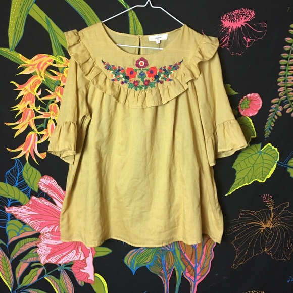entro Tops - BOHO / Entro South western Embroidered Blouse